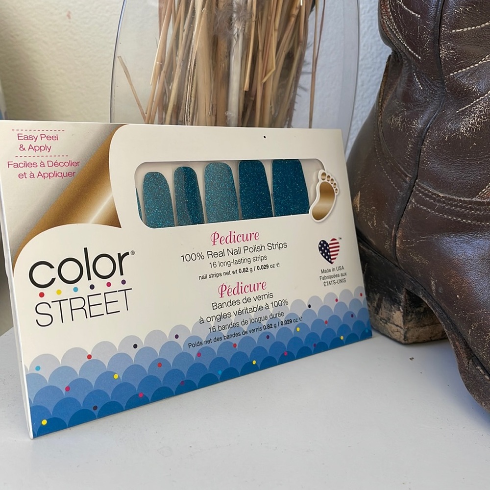 Color street pedicure blue sparkly strips!!